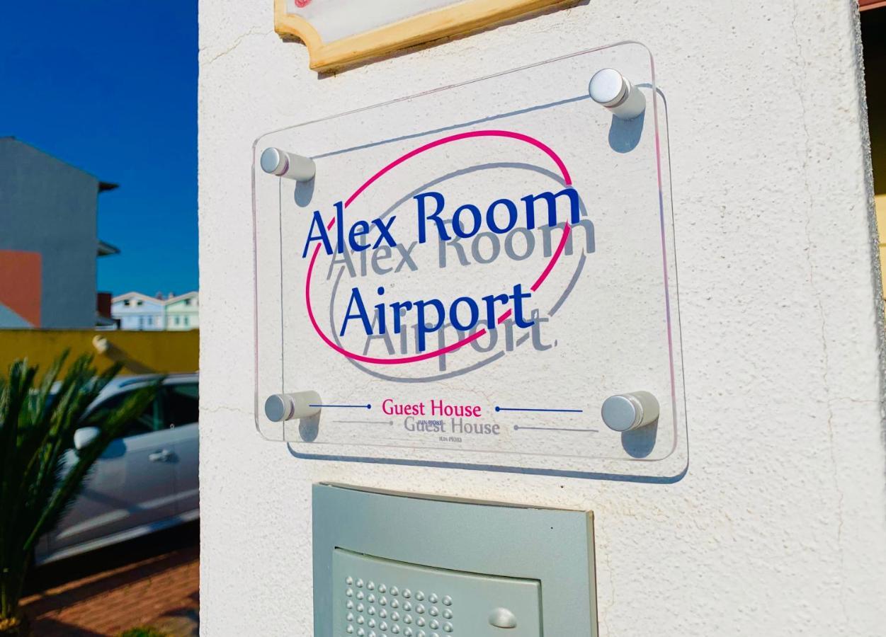 Alex Room Airport Elmas Eksteriør billede
